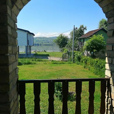 Danube Fairy Nyaraló *