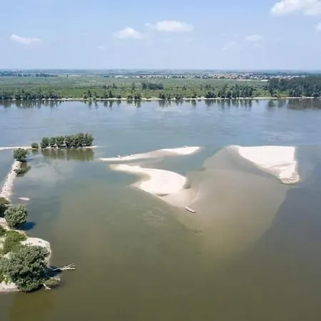 Danube Fairy Nyaraló