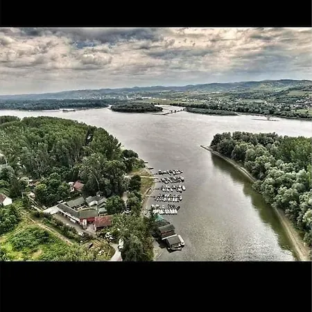 Danube Fairy Nyaraló